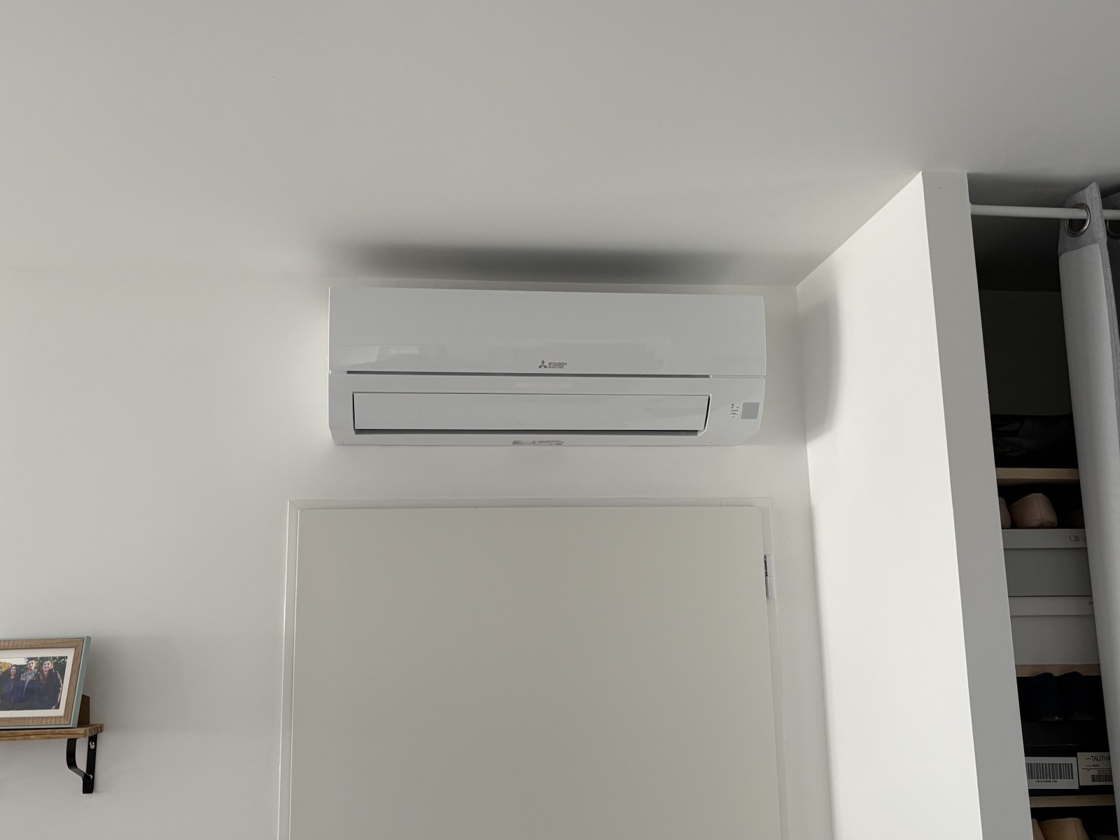  Pose d’une climatisation Mitsubishi HR50 sur la commune de Cambes 33880