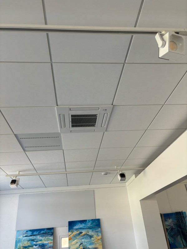 Installation et mise en service d’une climatisation pumy200 de chez Mitsubishi pour l’annexe de la mairie du Pyla en sous-traitance pour Serset 