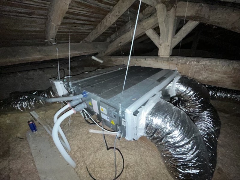 pose dun gainable Mitsubishi sur la commune de Jugazan 33