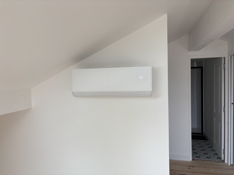 pose d’un multisplit midea sur le verdon sur mer 