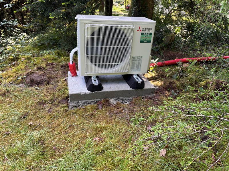 Installation complète d’un système de climatisation gainable Mitsubishi Electric dans une maison située sur la commune de Cénac